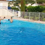 Les Pins Bleus A8 * サント・マキシム